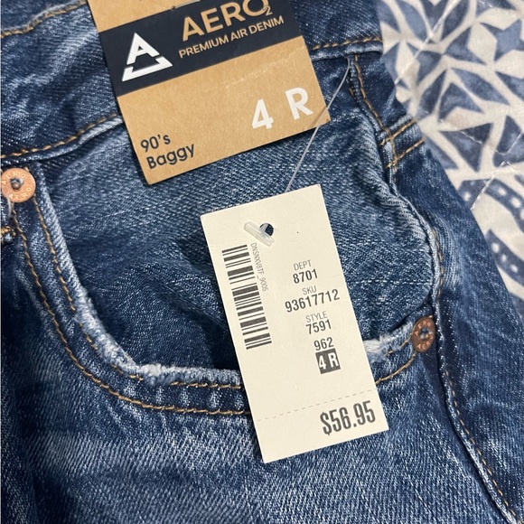 NEW Aero ripped jeans - Picture 2 of 2